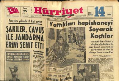 Hürriyet Gazetesi 29 Mayıs 1966 - Göksel Arsoy , Sarışın İngiliz Kızını Görünce Senaryoyu Değiştirip Hızlı Bir Atak Sahnesi İlave Etti GZ77710 - 1