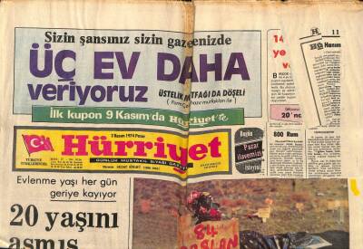 Hürriyet Gazetesi 3 Kasım 1974 - 800 Rum Milyonlarca Lira İle Kaçtı GZ54628 - 1