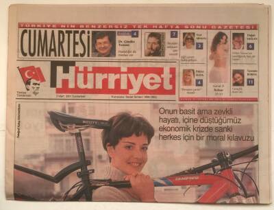 Hürriyet Gazetesi 3 Mart 2001 - Hilmi Yavuzun Enfiye Macerası GZ3022 - 2