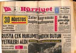 Hürriyet Gazetesi 30 Ağustos 1968 - Rusya Çek Hükümetinde Bütün Yetkileri Aldı GZ72024 - 1