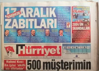 Hürriyet Gazetesi 30 Aralık 2004 Rahmi Koç En İyisi Akıllı Bir Diktatör - GZ44346 - 1