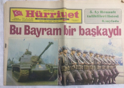 Hürriyet Gazetesi 30 Ekim 1975 - Şahbanu Yıldız Kadar Güzeldi - GZ19853 - 1