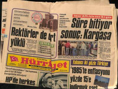 Hürriyet Gazetesi 30 Eylül 1984 - Emel Sayın İzdihamı GZ76809 - 1