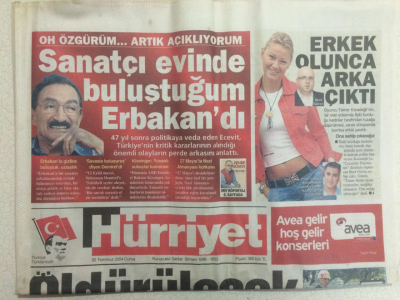 Hürriyet Gazetesi 30 Temmuz 2004 - Yapımcı Tamer Karadağlıya Sahip Çıktı GZ27716 - 1
