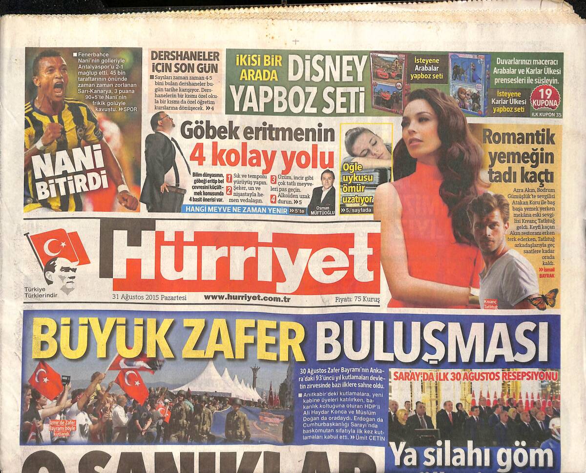 Hürriyet Gazetesi 31 Ağustos 2015 - Bodrum , Zeki Müren Sergisini Bırakmadı - Demirtaş : Silahla Özerklik Olmaz GZ159568 - 1