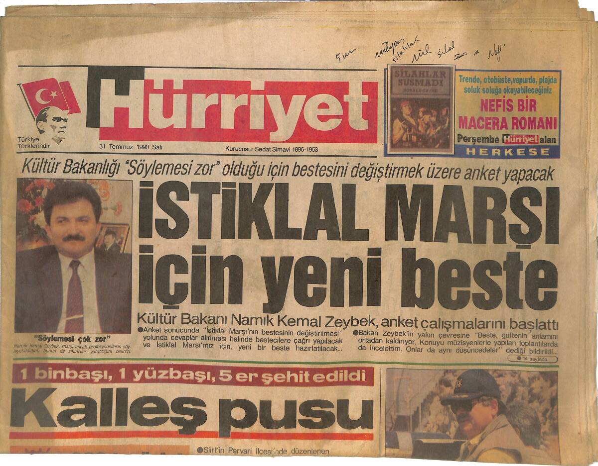 Hürriyet Gazetesi 31 Temmuz 1990 - Fatma Girik: Gecekonduları Miras Aldık - Gözü 19 Yaşındaki Eşinden Başkasını Görmeyen Johnny Halliday.. GZ144937 - 1