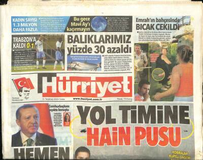 Hürriyet Gazetesi 31 Temmuz 2015 - Pervin Par Öldü - Emrahın Bahçesinde Bıçak Çekildi GZ115879 - 1