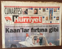 Hürriyet Gazetesi 4 Ağustos 2001 - Türk Futbolunun Unutulmaz İsmi Şifo Mehmetin Jübile Maçı GZ6662 - 1