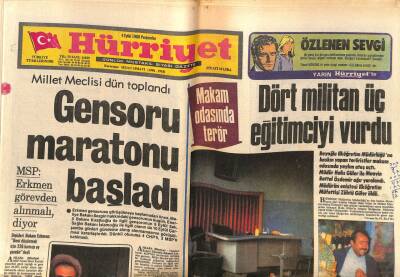 Hürriyet Gazetesi 4 Eylül 1980 - Bülent Ersoya Seyirciler Soyun Soyun Diye Bağırdı GZ56361 - 1