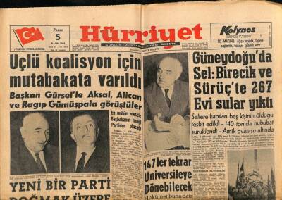 Hürriyet Gazetesi 5 Kasım 1961 - Gündeydoğuda Sel Birecik Ve Sürüçte 267 Evi Sular Yıktı GZ67464 - 1