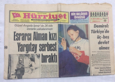 Hürriyet Gazetesi 5 Mart 1977 - Demirel Türkiyede Üç-Beş Devlet Olmaz - GZ17856 - 1