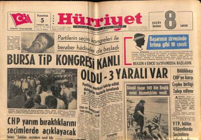 Hürriyet Gazetesi 5 Temmuz 1965 - Başıboş Kalan Norveç Tankeri Rumelihisarı Rıhtımına Bindirdi GZ68683 - 2