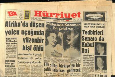 Hürriyet Gazetesi 6 Mart 1962 - Afrikada Düşen Yolcu Uçağında 111 Kişi Öldü GZ114666 - 1