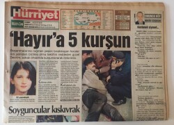 Hürriyet Gazetesi 6 Nisan 1999 - Rüştü Hem Kaptanlığı Hemde Formayı Kaybetti GZ13710 - 2