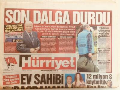 Hürriyet Gazetesi 6 Nisan 2010 - Balyoz Soruşturmasında Son Dalga Durdu GZ40087 - 1