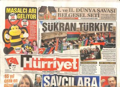 Hürriyet Gazetesi 6 Nisan 2011 - Ben Affleck Kapalıçarşıdan 6 Halı Satın Aldı GZ98969 - 1