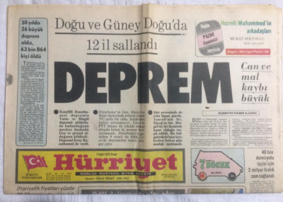 Hürriyet Gazetesi 7 Eylül 1975 - Doğu Ve Güneydoğu da Deprem - GZ19856 - 1