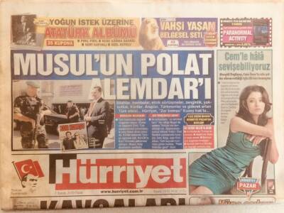 Hürriyet Gazetesi 7 Kasım 2010 - Nurgül Yeşilçay,Cemle Hala Sevişebiliyoruz GZ40091 - 1
