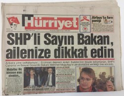 Hürriyet Gazetesi 7 Mart 1993 - Londrada Ağır Bir Ameliyat Geçiren Sezen Aksuya Geçmiş Olsun Dilekleri Yağıyor GZ13429 - 2