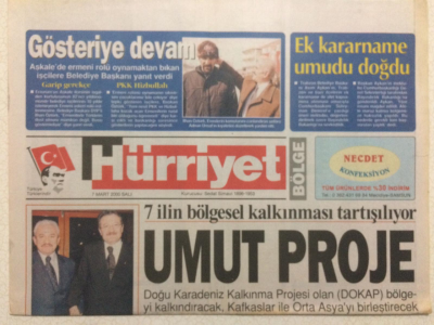 Hürriyet Gazetesi 7 Mart 2000 - 7 İlin Bölgesel Kalkınması Tartışılıyor GZ27426 - 1