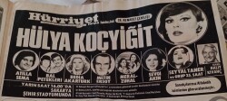 Hürriyet Gazetesi 7 Temmuz 1978 - DR. Barnard Bir Esmerle Gönül Eğlendiriyor - Gönül Yazar Ve Hülya Koçyiğit Gazino Afişi GZ134306 - 2