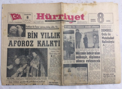Hürriyet Gazetesi 8 Aralık 1965 - Vatikan İle Fener Sarmaş-Dolaş Oldu Ve... Bin Yıllık Aforoz Kalktı - GZ19269 - 1