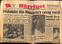 Hürriyet Gazetesi 8 Eylül 1958 - Muhalefet Dün Menderese Cevap Verdi GZ68927 - 2