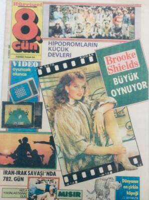 Hürriyet Gazetesi 8. Gün Eki 21 Kasım 1982 - Sarayda Bir Sex Yıldızı GZ40915 - 1