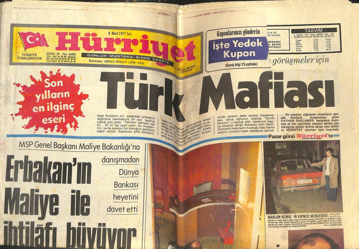 Hürriyet Gazetesi 8 Mart 1977 - Necmettin Erbakan'ın Maliye İle İtilafı Büyüyor - Demirel Geleneksel Sporları Seviyor! GZ142475 - 1