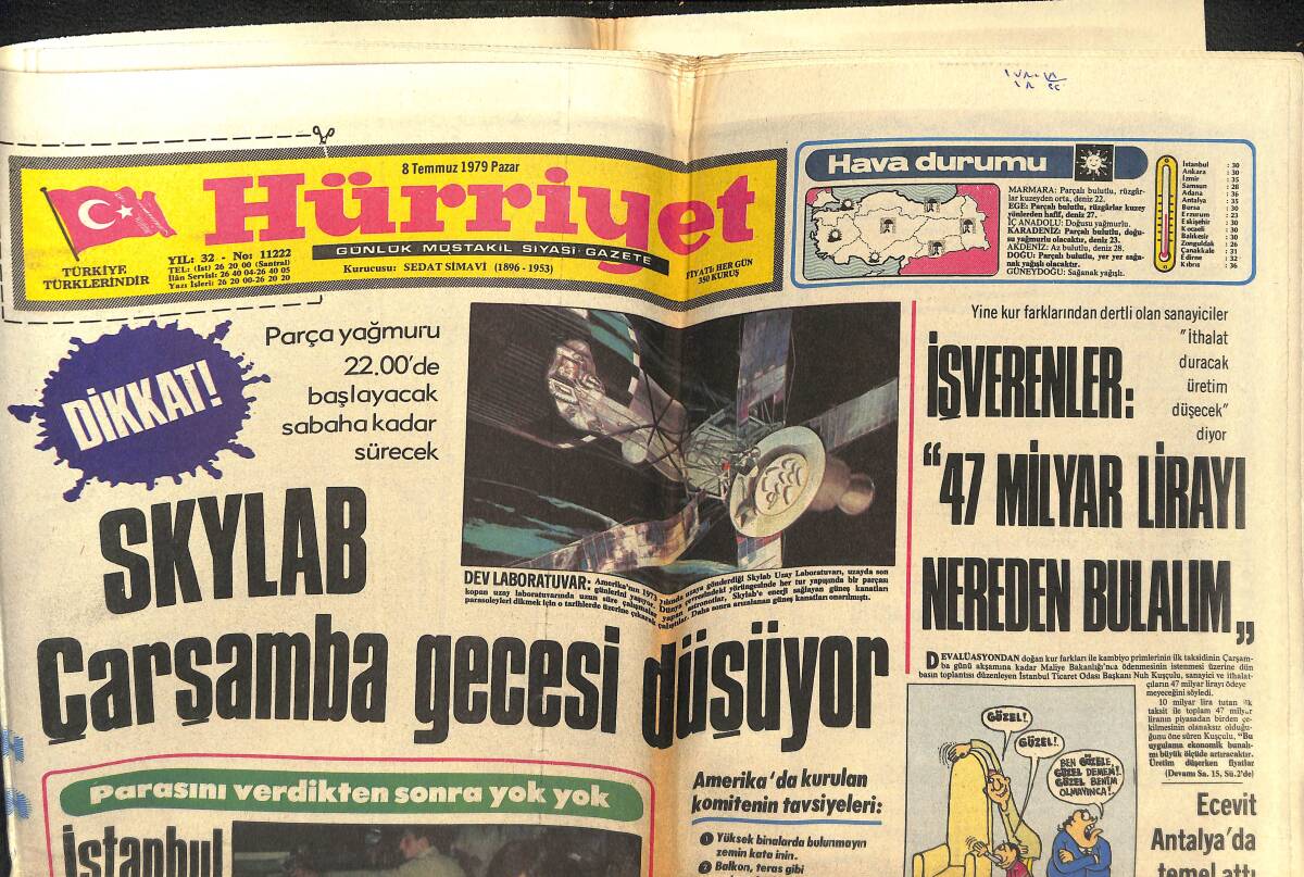 Hürriyet Gazetesi 8 Temmuz 1979 - Skylab Çarşamba Gecesi Düşüyor - Hastanelerden Ayrılan Doktor Sayısı Artıyor GZ142696 - 1