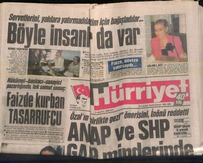 Hürriyet Gazetesi 9 Ağustos 1988 - Özalın Birlikte Gezi Önerisini İnönü Reddetti - Hacılar Döndü , Trafik Durdu GZ118482 - 1