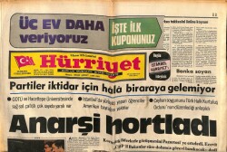Hürriyet Gazetesi 9 Kasım 1974 - Partiler İktidar İçin Hala Biraraya Gelemiyor GZ70426 - 1