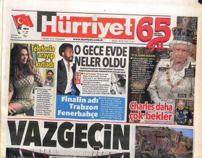 Hürriyet Gazetesi 9 Mayıs 2013 - Hollanda Kraliçesi Tahtını Oğluna Devredince Gözler İngiltere Kraliçesi 2. Elizabethe Çevrildi GZ106242 - 1