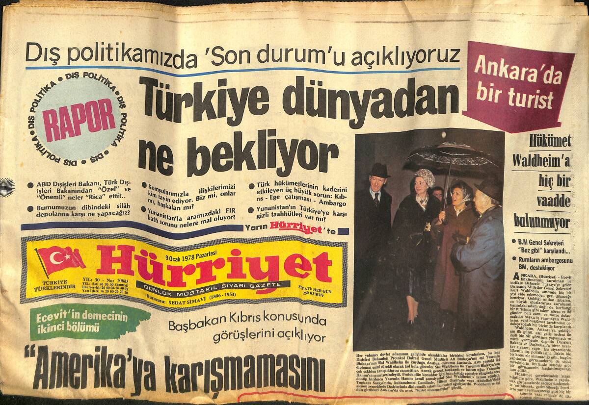 Hürriyet Gazetesi 9 ocak 1978 - Bir Sarhoş Yüzünden, 7 Kişilik Aile Yanarak Öldü - Liderlik Yine Fenerbahçe'de Kaldı GZ133498 - 1
