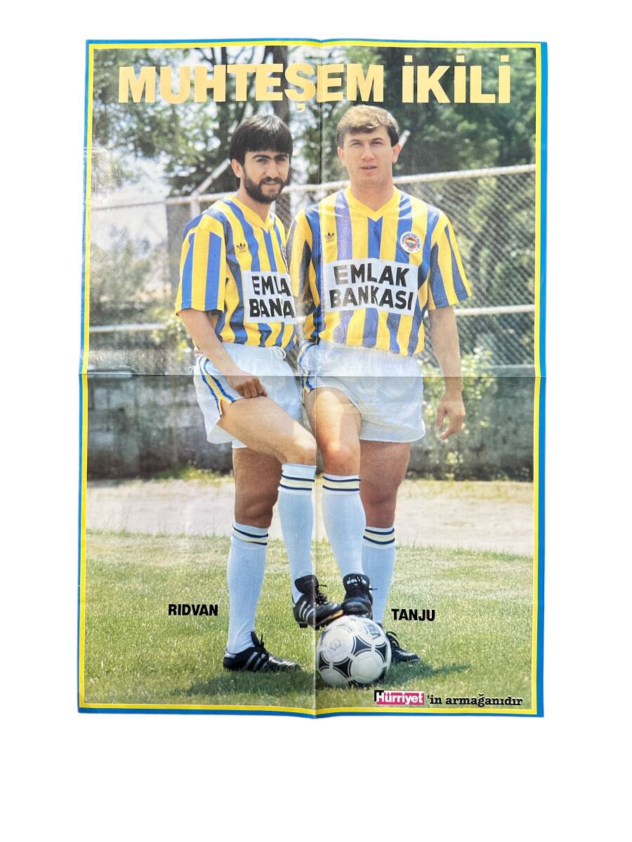 Hürriyet Gazetesi Armağanı Fenerbahçe Futbolcuları Rıdvan-Tanju Poster KRT23408 - 1