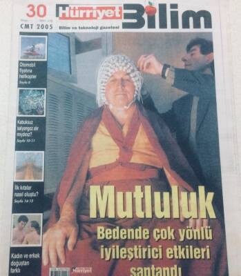 Hürriyet Gazetesi Bilim Eki 30 Nisan 2005 - Mutluluk GZ46957 - 1