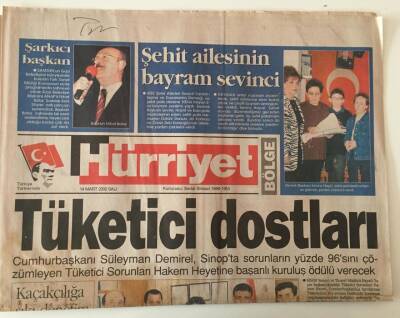 Hürriyet Gazetesi Bölge Eki - 14 Mart 2000 - Süleyman Demirelden Tüketici Heyetine Ödül - GZ43932 - 1