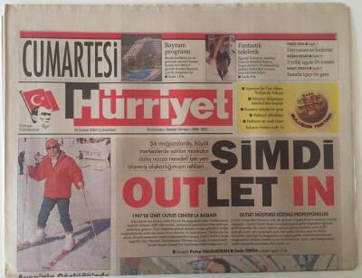 Hürriyet Gazetesi Cumartesi Eki 16 Şubat 2002 - Şimdi Outlet In GZ26157 - 1