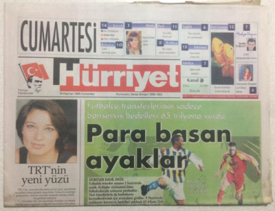 Hürriyet Gazetesi Cumartesi Eki 19 Haziran 1999 - Para Basan Ayaklar, İzel Zor Durumda GZ23950 - 1