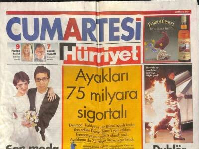 Hürriyet Gazetesi Cumartesi Eki 22 Mayıs 2004 - Demet Şenerin Ayakları 75 Milyara Sigortalı GZ113480 - 1