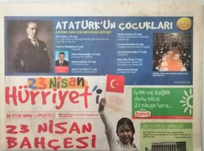 Hürriyet Gazetesi Cumartesi Eki 23 Nisan 2005 Hep Böyle Kardeş Kalın -GZ33271 - 1
