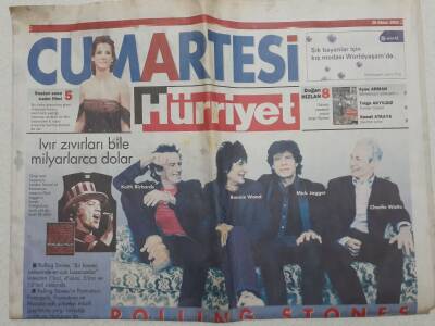 Hürriyet Gazetesi Cumartesi Eki - 26 Ekim 2002 - Marka Dediğin Böyle Olur GZ111744 - 1