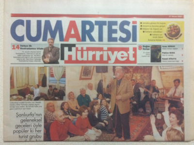 Hürriyet Gazetesi Cumartesi Eki 27 Nisan 2002 - Sıra Sıra Geceler GZ23937 - 1