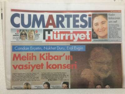 Hürriyet Gazetesi Cumartesi Eki 30 Temmuz 2005 - Candan Erçetin, Nükhet Duru, Erol Evgin Melih Kibarın Vasiyet Konseri GZ47917 - 1