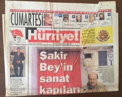 Hürriyet Gazetesi Cumartesi Eki 6 Ekim 2001- 130 Fotoraflık Hikaye GZ6813 - 2