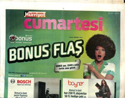 Hürriyet Gazetesi Cumartesi Eki 9 Kasım 2013 - Mustafa Üstündağ Müjdat Gezeni Sırtımda Hacca Götürürüm GZ100498 - 2