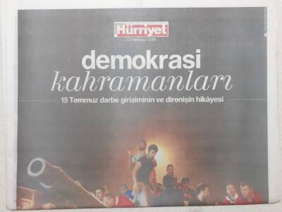 Hürriyet Gazetesi Demokrasi Kahramanları Eki 23 Temmuz 2016 - Tarihin Yönünü Değiştiren İnsanlar GZ53012 - 1