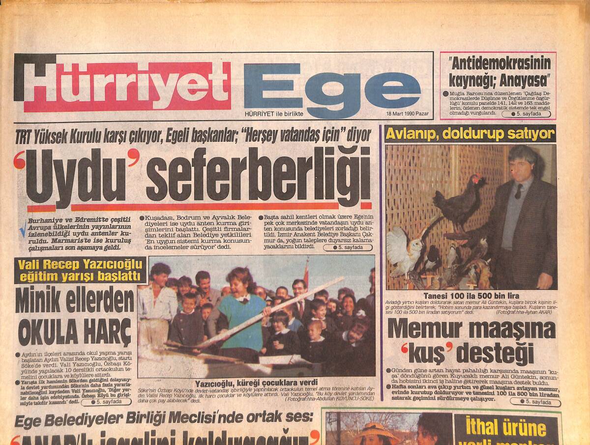 Hürriyet Gazetesi Ege Eki 18 Mart 1990 - Karşıyaka İçin Zor Rakip : Adana - İthal Ürüne Yerli Manken GZ135042 - 1