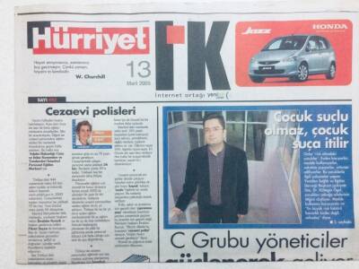 Hürriyet Gazetesi İnsan Kaynakları Eki 13 Mart 2005 - C Gurubu Yöneticiler Güçlenerek Geliyor GZ43380 - 1