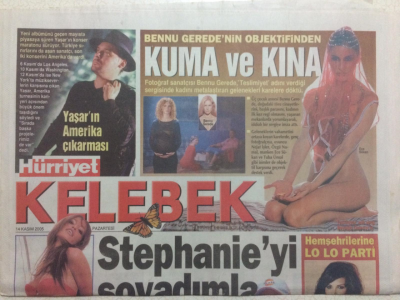 Hürriyet Gazetesi Kelebek 11 Kasım 2005 - Bennu Geredenin Objektifinden Kuma Ve Kına GZ27094 - 1
